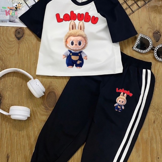 XƯỞNG MAY SUMIKIDS - CHÀO LÔ BỘ GÁI TAY NGẮN QUẦN DÀI "LABUBU"