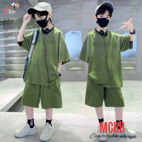 XƯỞNG MAY - CHÀO LÔ BỘ TRAI MCBB "EEEENTIALS"