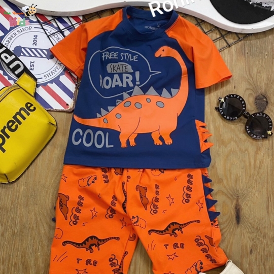 RONIKIDS CHÀO LÔ BỘ TRAI KHỦNG LONG ĐẮP VÂY HAI BÊN SƯỜN